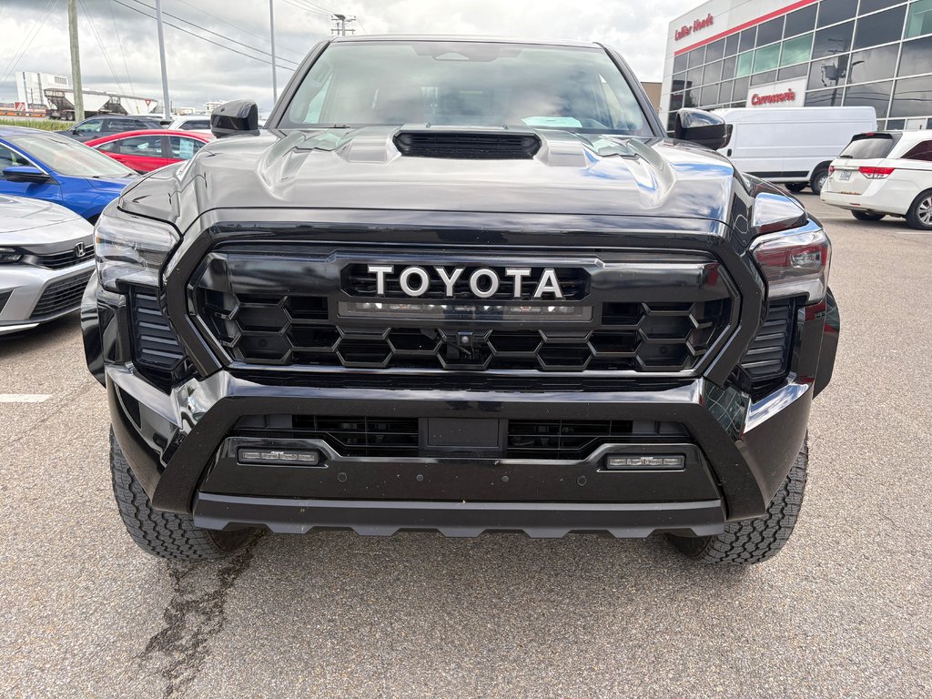 Toyota Tacoma Hybrid 2024 à Lachenaie, Québec - 5 - w1024h768px