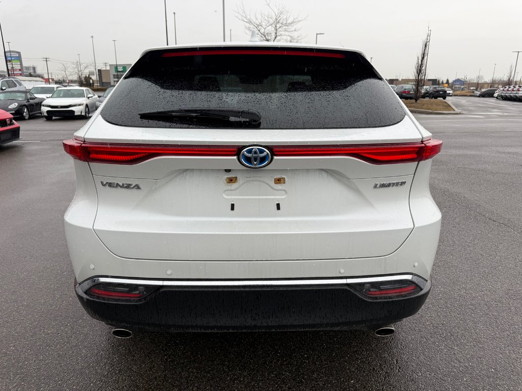 Toyota Venza LIMITED 2023 à Lachenaie, Québec - 4 - w1024h768px