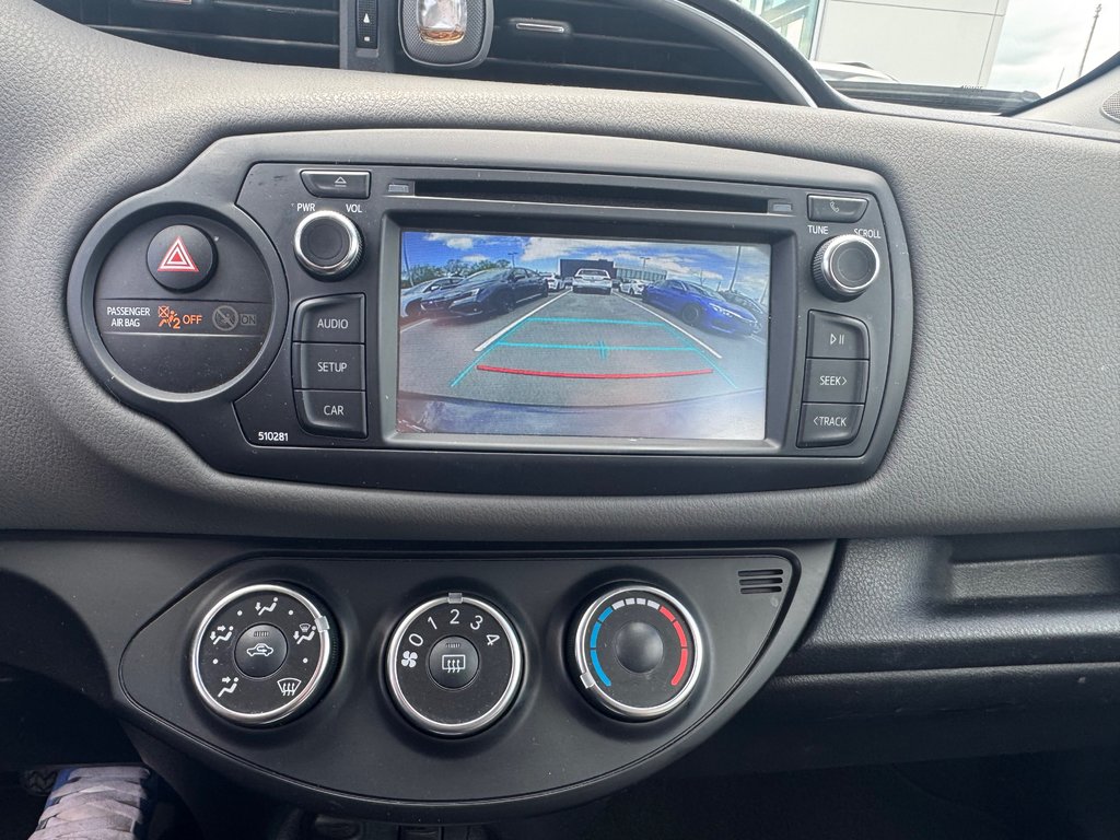 2018 Toyota Yaris Hatchback LE JAMAIS ACCIDENTÉ in Lachenaie, Quebec - 9 - w1024h768px