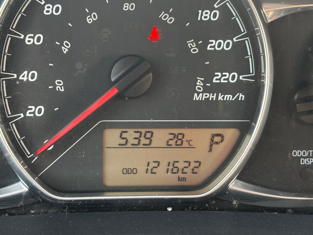 Toyota Yaris Hatchback LE 2018 à Montréal, Québec - 5 - w1024h768px