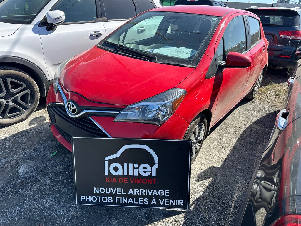 2017 Toyota Yaris LE in Montréal, Quebec - 1 - w1024h768px