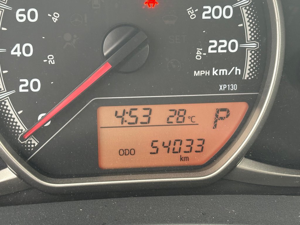 Toyota Yaris LE 2017 à Montréal, Québec - 5 - w1024h768px