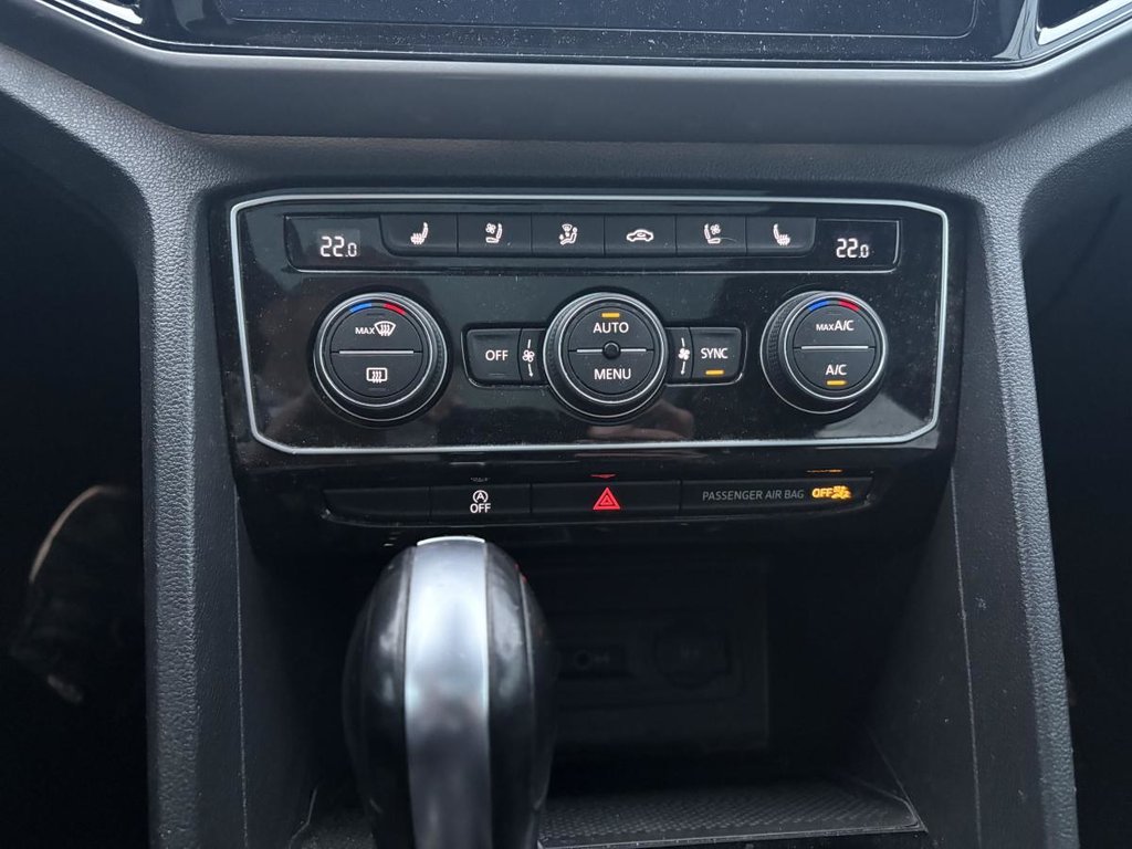 2020 Volkswagen Atlas Cross Sport Execline 3.6 FSI 4MOTION I JAMAIS ACCIDENTÉ I CUIR I TOIT PANORAMIQUE I SIEGES CHAUFFANTS/ VENTILÉS in , Quebec - 10 - w1024h768px