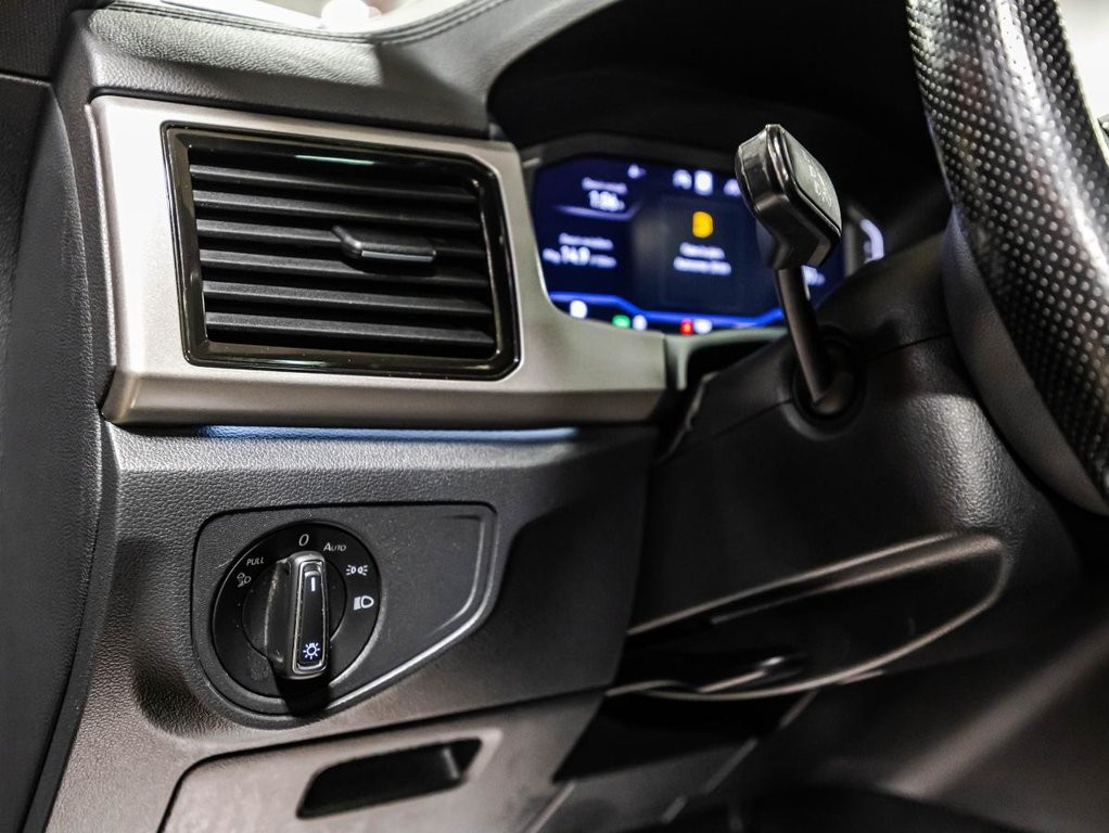 2020 Volkswagen Atlas Cross Sport Execline 3.6 FSI 4MOTION I JAMAIS ACCIDENTÉ I CUIR I TOIT PANORAMIQUE I SIEGES CHAUFFANTS/ VENTILÉS in , Quebec - 22 - w1024h768px