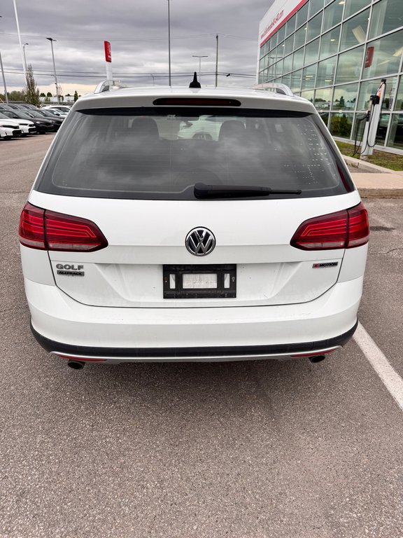 2019 Volkswagen GOLF ALLTRACK EXECLINE in Lachenaie, Quebec - 4 - w1024h768px