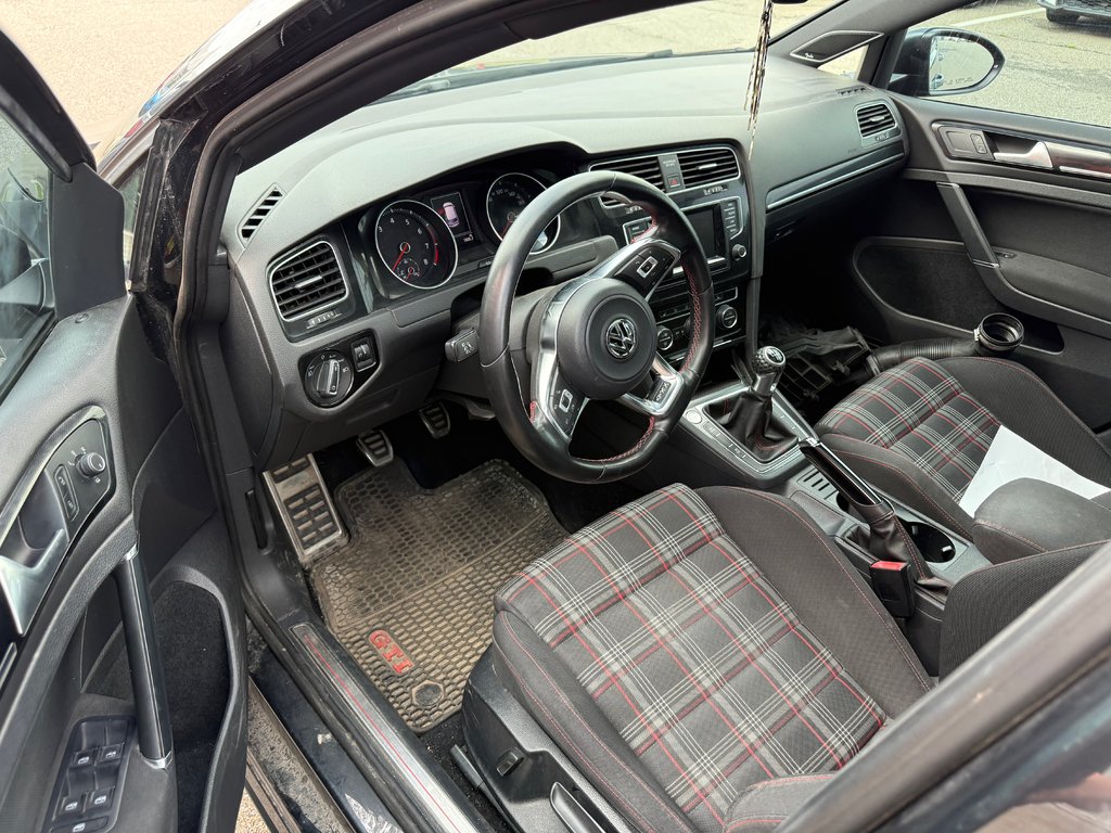 Volkswagen Golf GTI Performance/MANUELLE/INTÉRIEUR TARTAN 2015 à Montréal, Québec - 9 - w1024h768px
