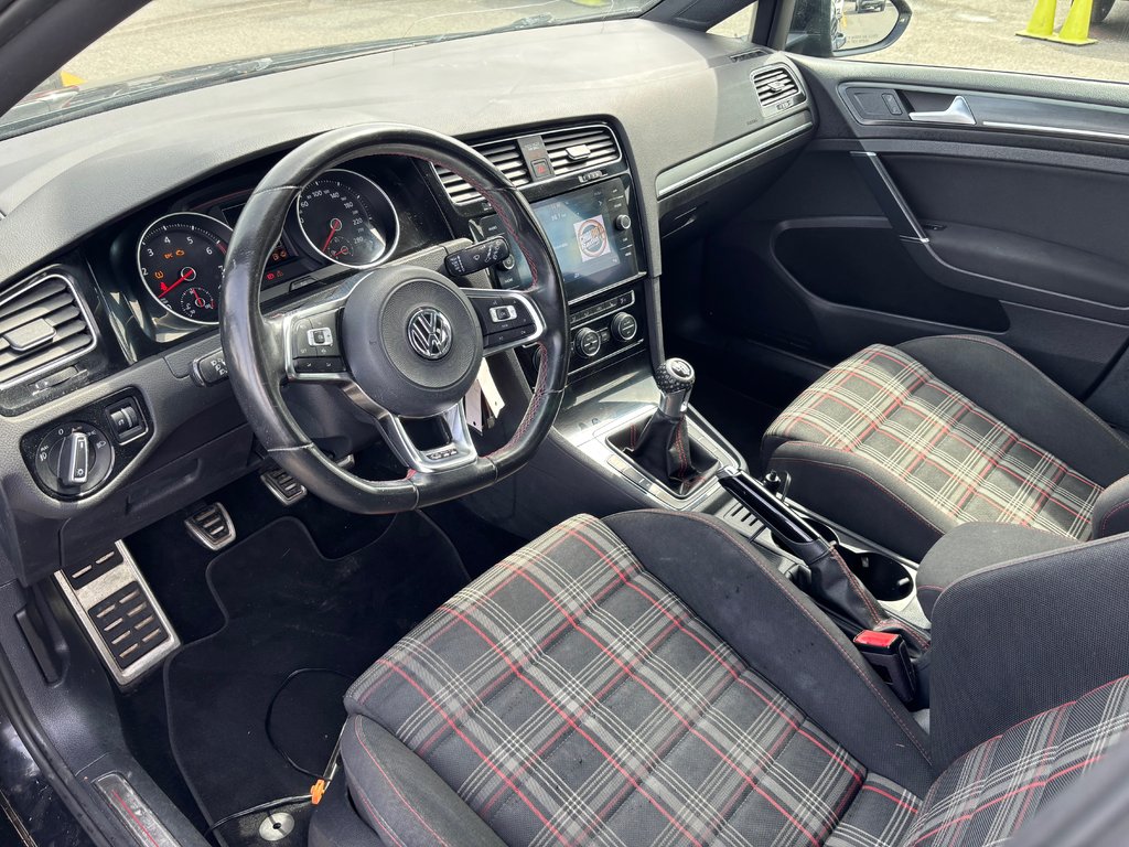 Volkswagen Golf GTI  2019 à Montréal, Québec - 9 - w1024h768px