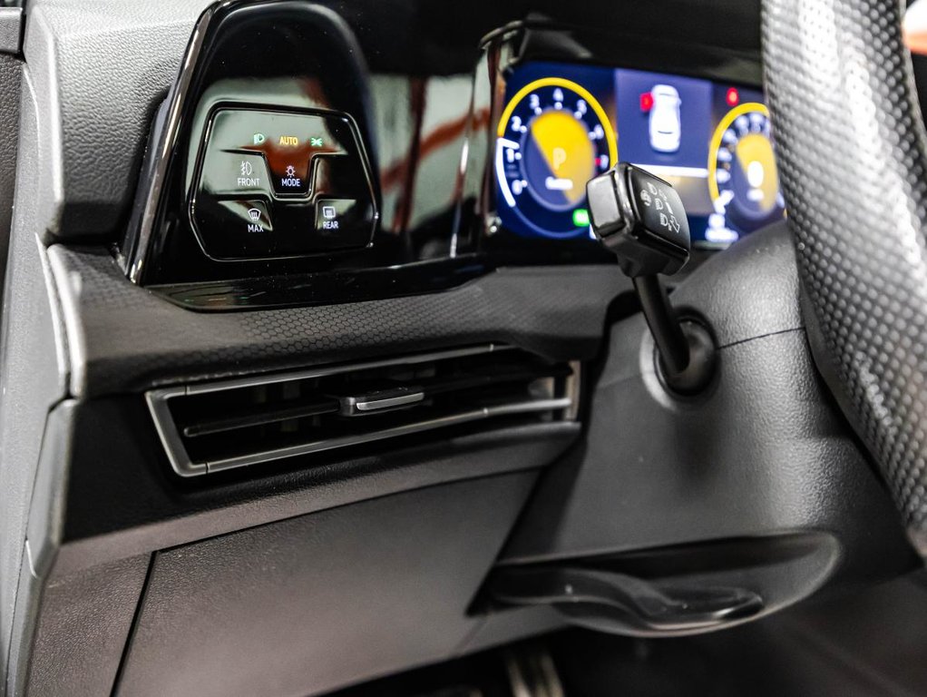 2022 Volkswagen Golf GTI Performance auto I DSG I SIEGES CHAUFFANT ET VENTILÉS I VOLANT CHAUFFANT I TOIT OUVRANT I MAGS in Montréal, Quebec - 21 - w1024h768px