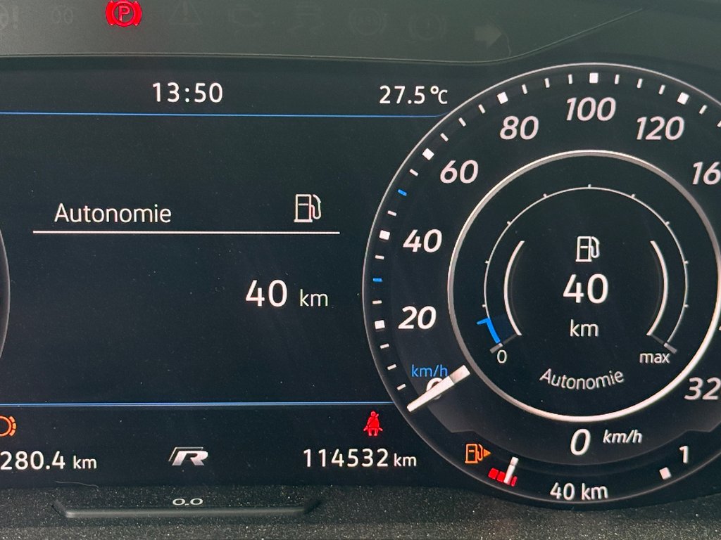 2019 Volkswagen Golf R in Montreal, Quebec - 2 - w1024h768px