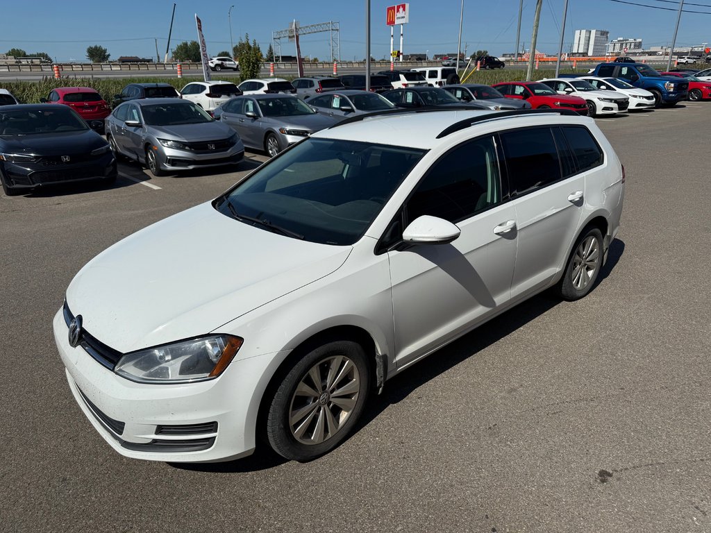 Volkswagen Golf Sportwagon  2016 à Lachenaie, Québec - 1 - w1024h768px