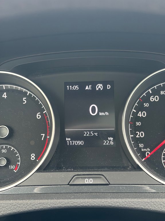 2021 Volkswagen Golf Highline in Montréal, Quebec - 5 - w1024h768px