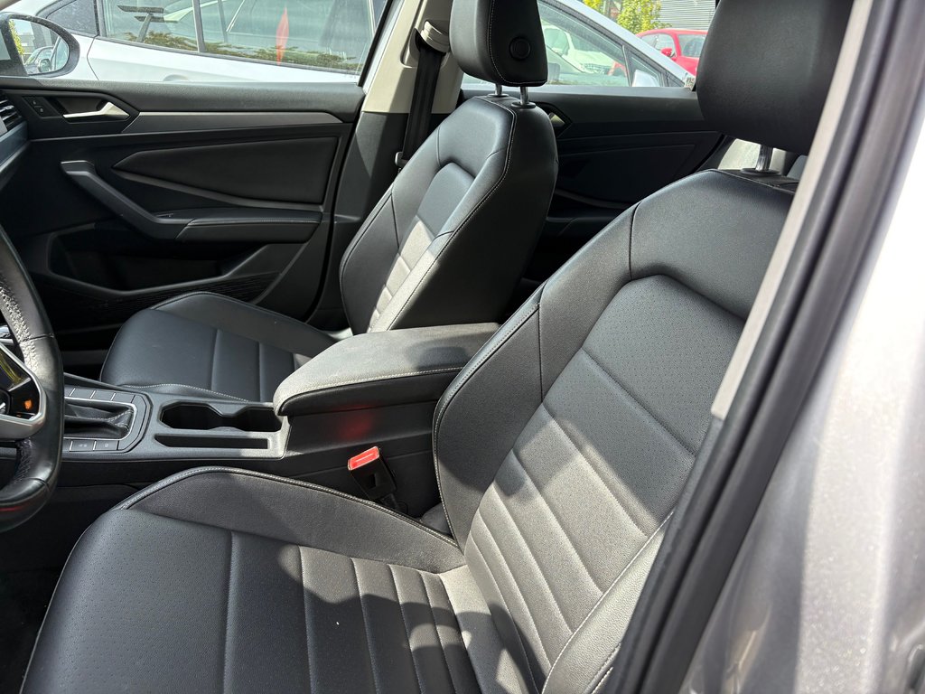 2022 Volkswagen Jetta Comfortline JAMAIS ACCIDENTÉ in Montreal, Quebec - 5 - w1024h768px