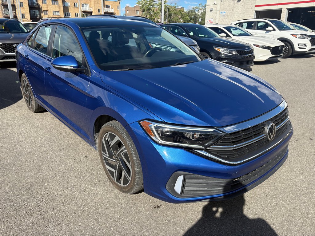 2022 Volkswagen Jetta Highline in Montréal, Quebec - 2 - w1024h768px