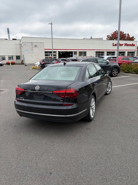 Volkswagen Passat Highline 2017 à Montréal, Québec - 4 - w1024h768px