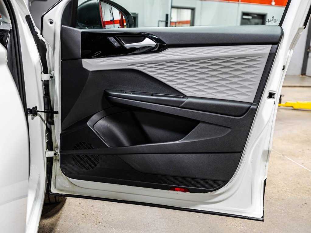 2022 Volkswagen Taos Trendline 4MOTION in , Quebec - 16 - w1024h768px