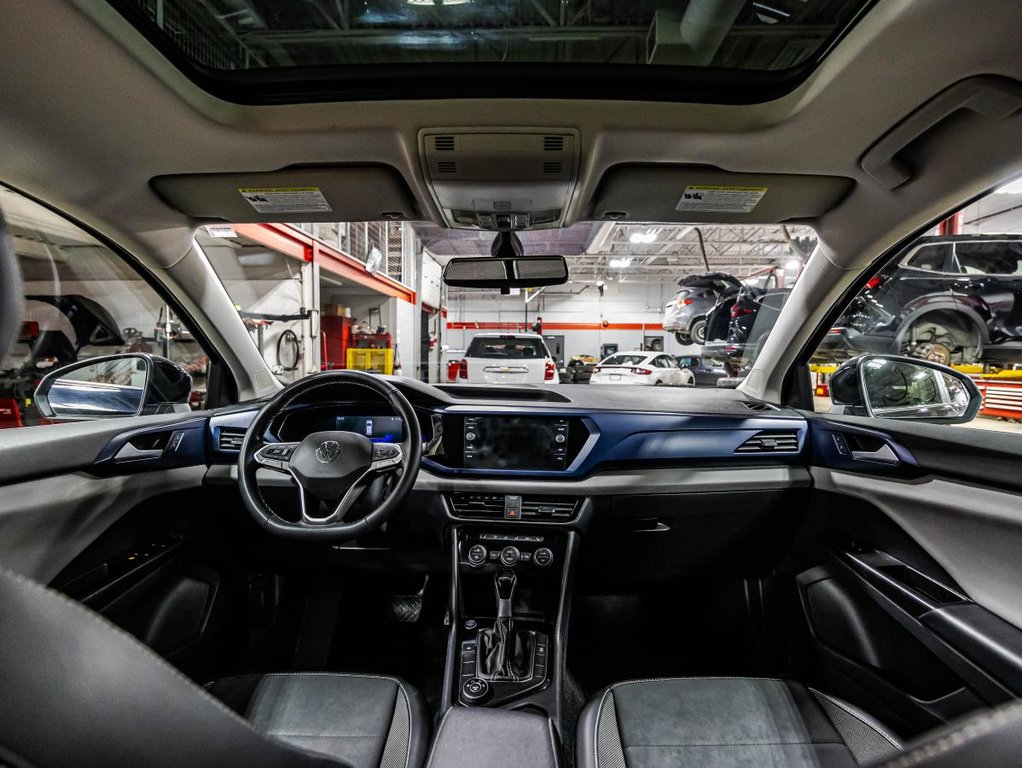 2022 Volkswagen Taos Comfortline 4MOTION JAMAIS ACCIDENTÉ I TOIT PANORAMIQUE I SIEGES CHAUFFANTS I MAGS I SECURITE ACTIVE in , Quebec - 15 - w1024h768px
