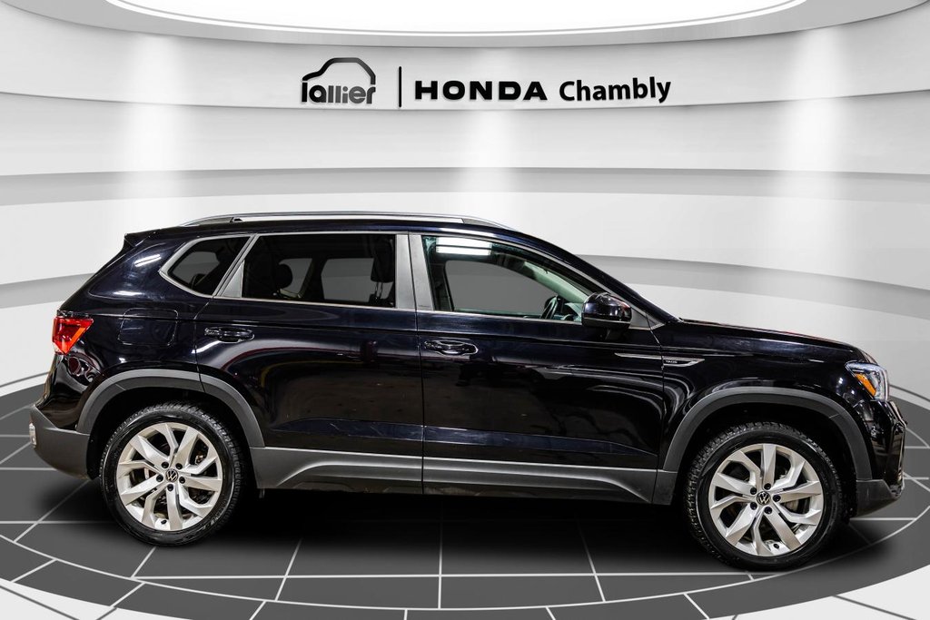 2022 Volkswagen Taos Comfortline 4MOTION JAMAIS ACCIDENTÉ I TOIT PANORAMIQUE I SIEGES CHAUFFANTS I MAGS I SECURITE ACTIVE in , Quebec - 8 - w1024h768px