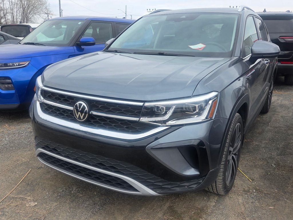 2023 Volkswagen Taos Highline in Montréal, Quebec - 1 - w1024h768px
