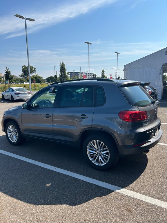 2016  Tiguan COMFORTLINE in Montreal, Quebec - 2 - w1024h768px