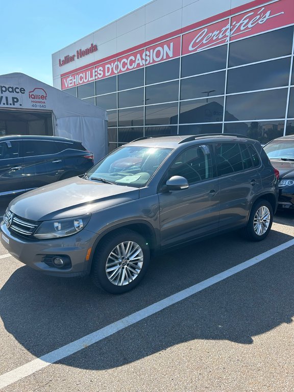 2016  Tiguan COMFORTLINE in Montreal, Quebec - 1 - w1024h768px