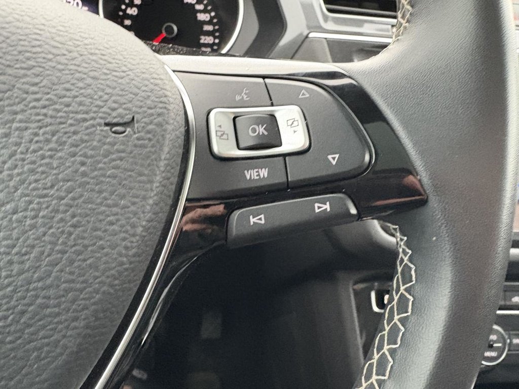 2021 Volkswagen Tiguan Comfortline 4MOTION 34 000 KM !!!! 1 PROPRIO JAMAIS ACCIDENTÉ in , Quebec - 11 - w1024h768px
