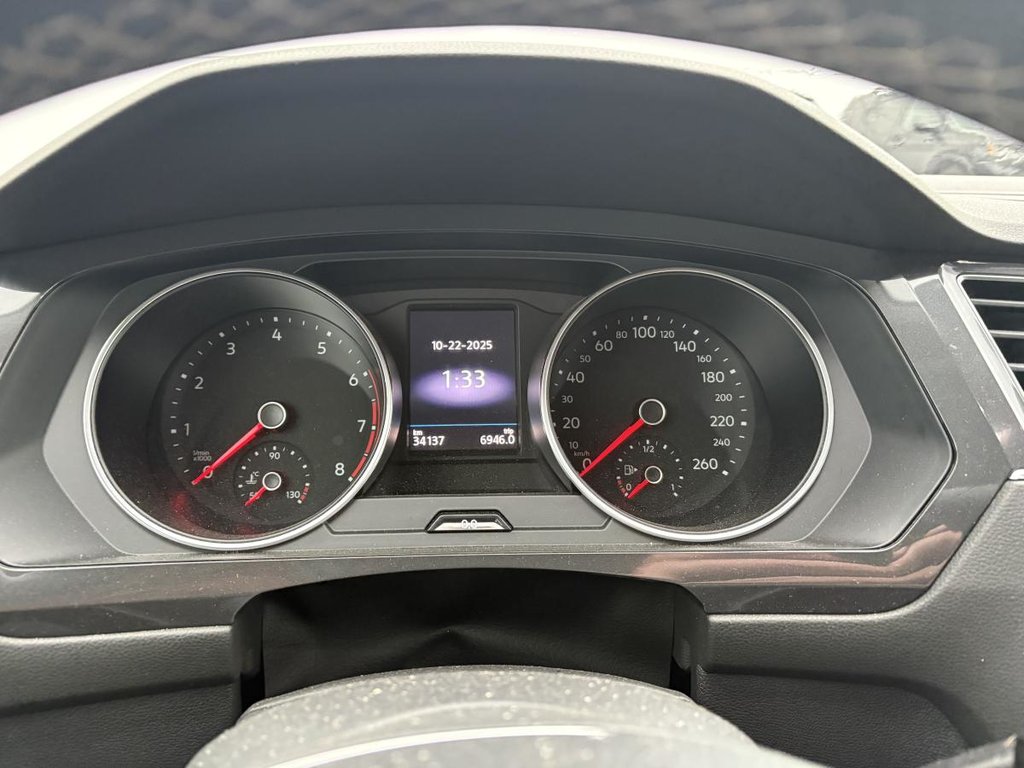 2021 Volkswagen Tiguan Comfortline 4MOTION 34 000 KM !!!! 1 PROPRIO JAMAIS ACCIDENTÉ in , Quebec - 6 - w1024h768px
