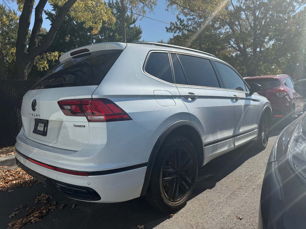 2022 Volkswagen Tiguan Comfortline R-Line Black Edition in Montreal, Quebec - 4 - w1024h768px