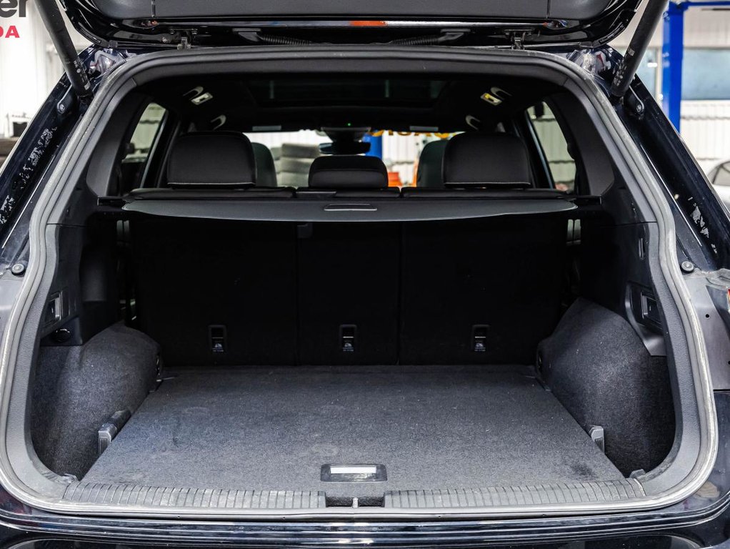 2023 Volkswagen Tiguan Highline R-Line 4MOTION in , Quebec - 17 - w1024h768px