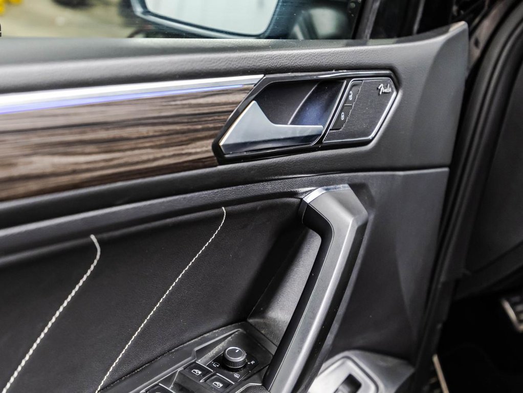 2023 Volkswagen Tiguan Highline R-Line 4MOTION in , Quebec - 12 - w1024h768px