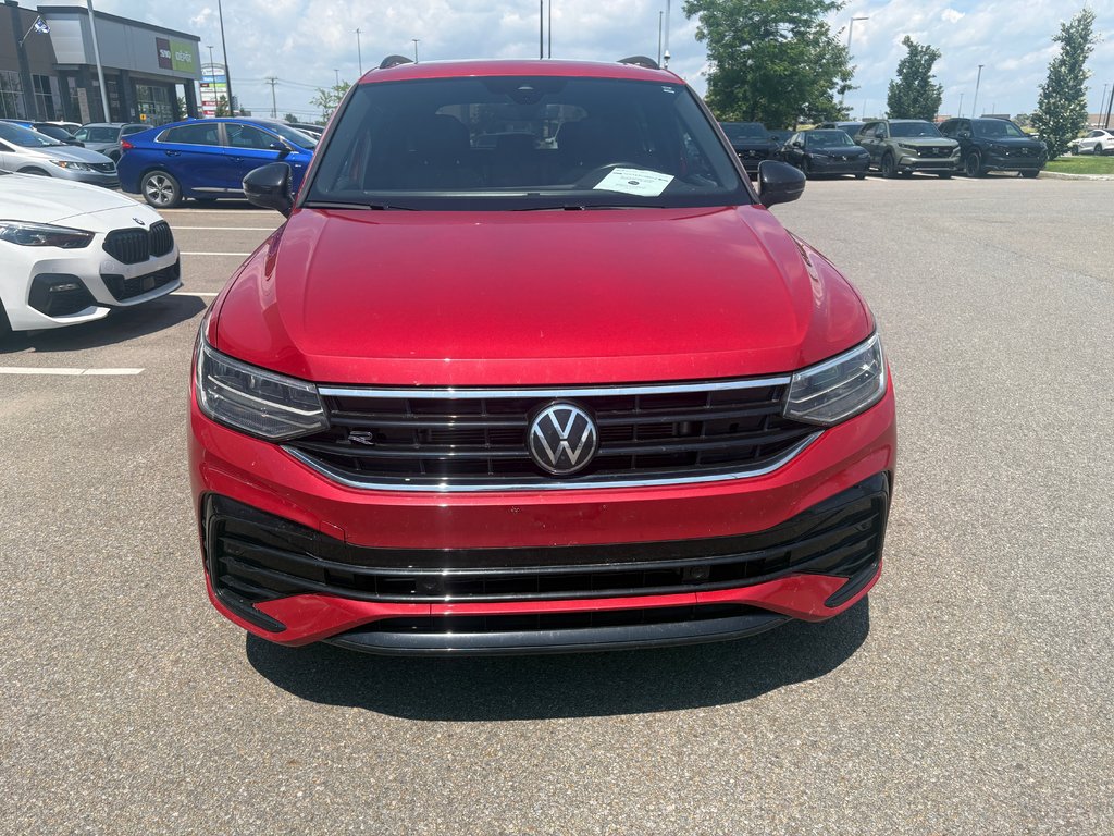Volkswagen Tiguan Comfortline R-Line Black Edition 2024 à Lachenaie, Québec - 5 - w1024h768px