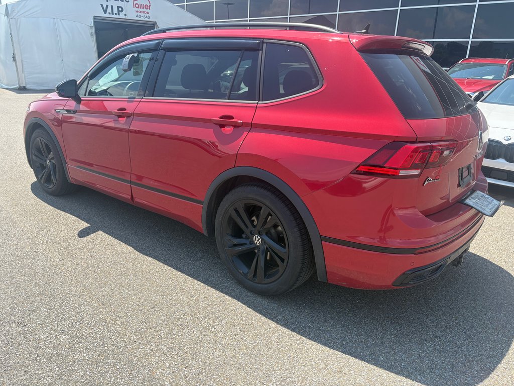 Volkswagen Tiguan Comfortline R-Line Black Edition 2024 à Lachenaie, Québec - 2 - w1024h768px