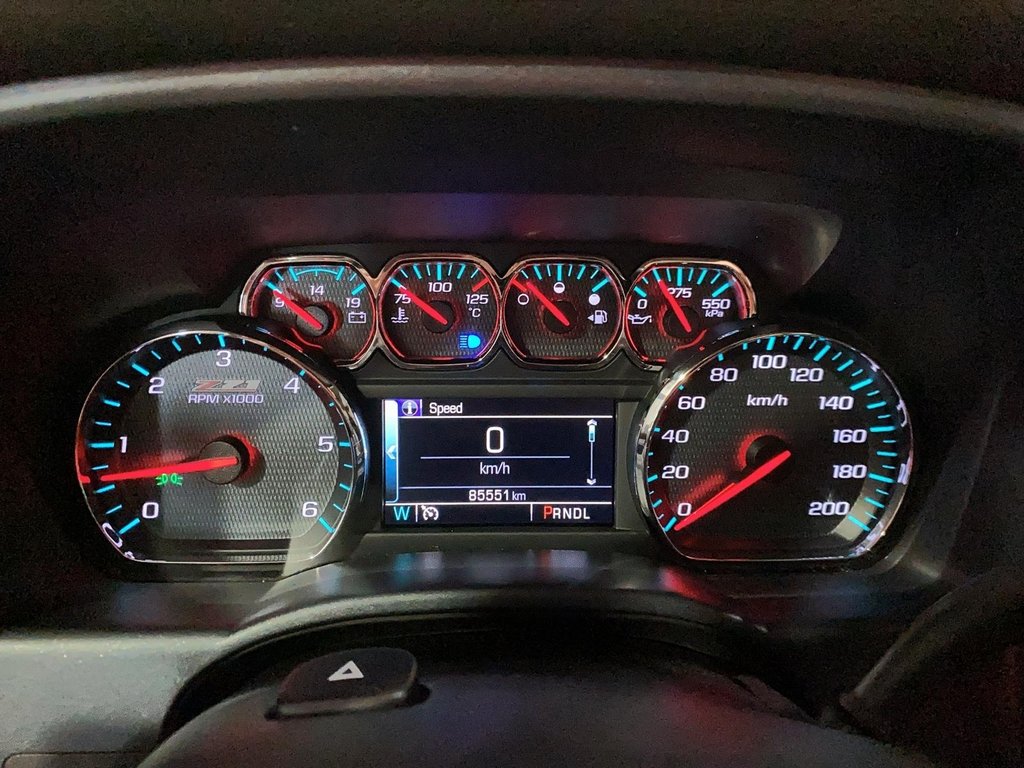 2018 Chevrolet Silverado 1500 in Jonquière, Quebec - 17 - w1024h768px