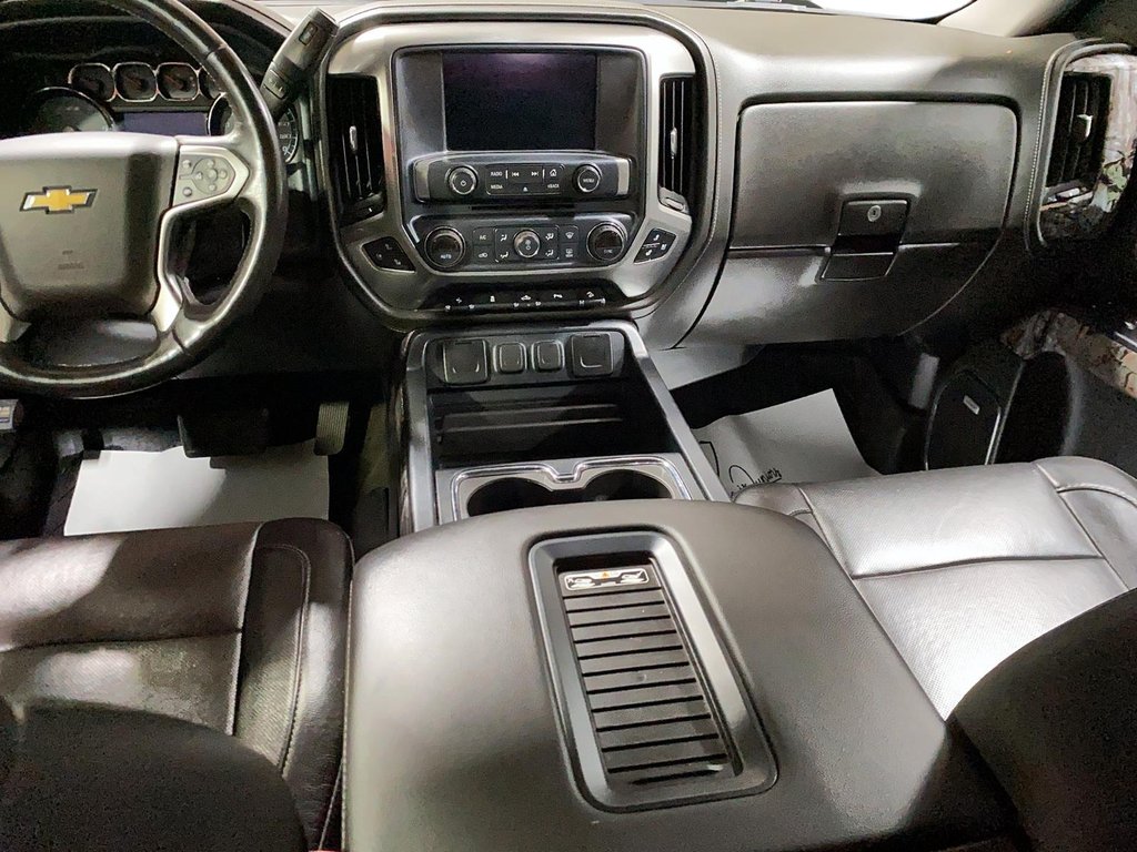 2018 Chevrolet Silverado 1500 in Jonquière, Quebec - 9 - w1024h768px