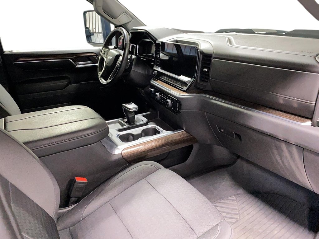 Chevrolet Silverado 1500 LT Trail Boss 2023 à Jonquière, Québec - 22 - w1024h768px