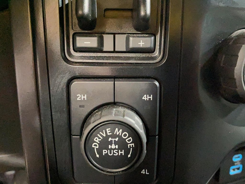 2023 Ford F-150 in Jonquière, Quebec - 15 - w1024h768px