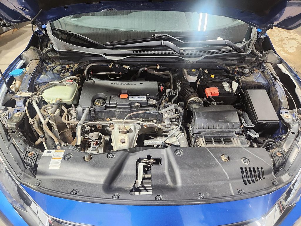 2016 Honda Civic Sedan in Sept-Îles, Quebec - 10 - w1024h768px