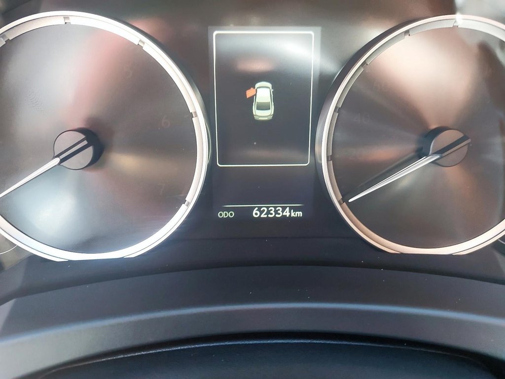 2025 Lexus IS in Sept-Îles, Quebec - 13 - w1024h768px