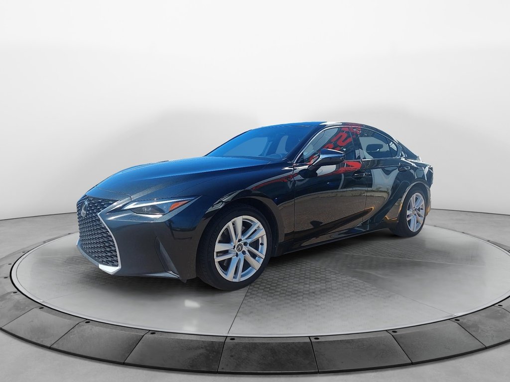 2025 Lexus IS in Sept-Îles, Quebec - 1 - w1024h768px
