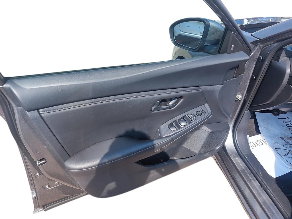 Nissan Sentra  2024 à Jonquière, Québec - 11 - w1024h768px