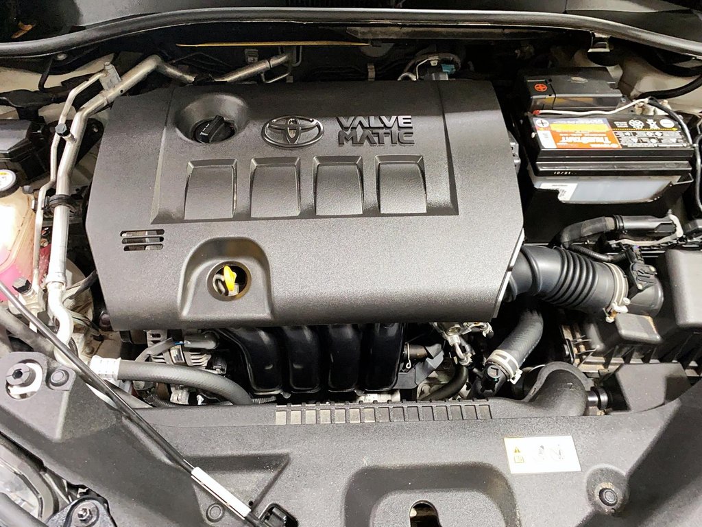 2021 Toyota C-HR in Baie-Comeau, Quebec - 8 - w1024h768px