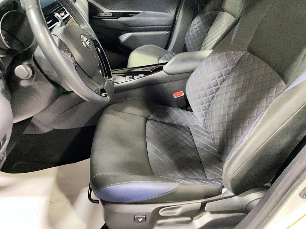 2021 Toyota C-HR in Baie-Comeau, Quebec - 12 - w1024h768px