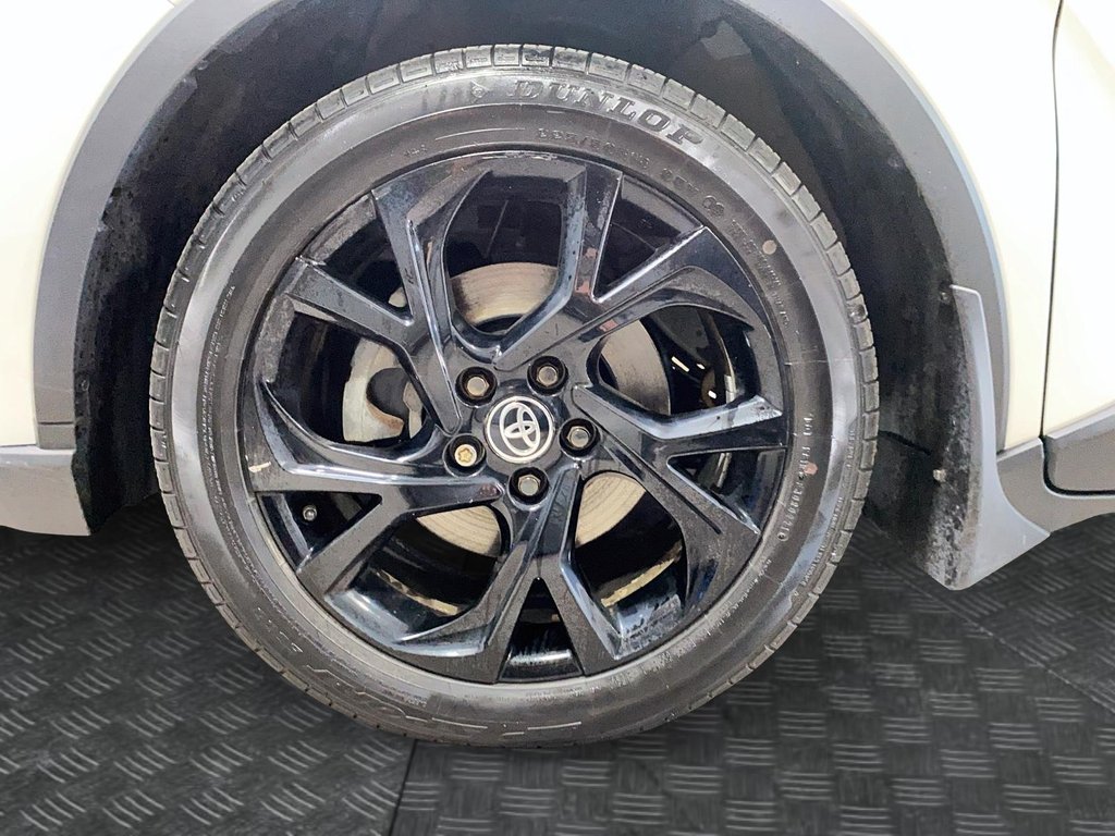 2021 Toyota C-HR in Baie-Comeau, Quebec - 7 - w1024h768px