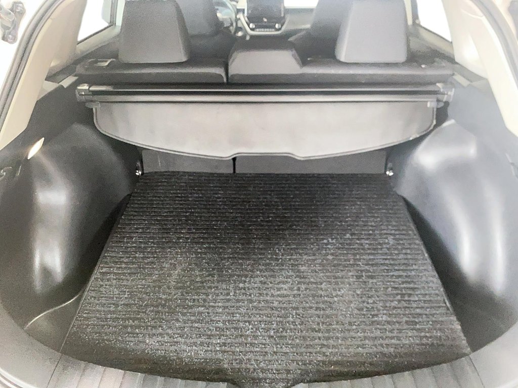 2023 Toyota COROLLA CROSS in Jonquière, Quebec - 7 - w1024h768px