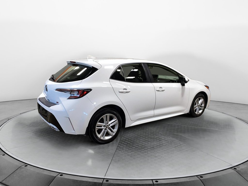 2022 Toyota Corolla Hatchback in Baie-Comeau, Quebec - 5 - w1024h768px