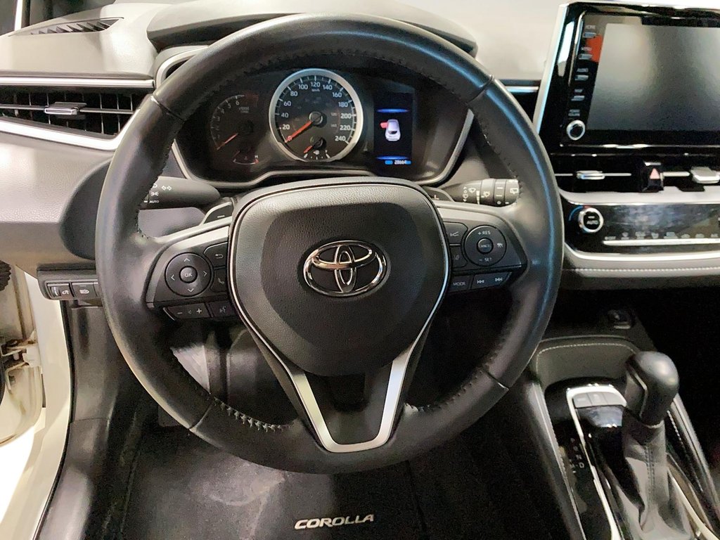 2022 Toyota Corolla Hatchback in Baie-Comeau, Quebec - 13 - w1024h768px