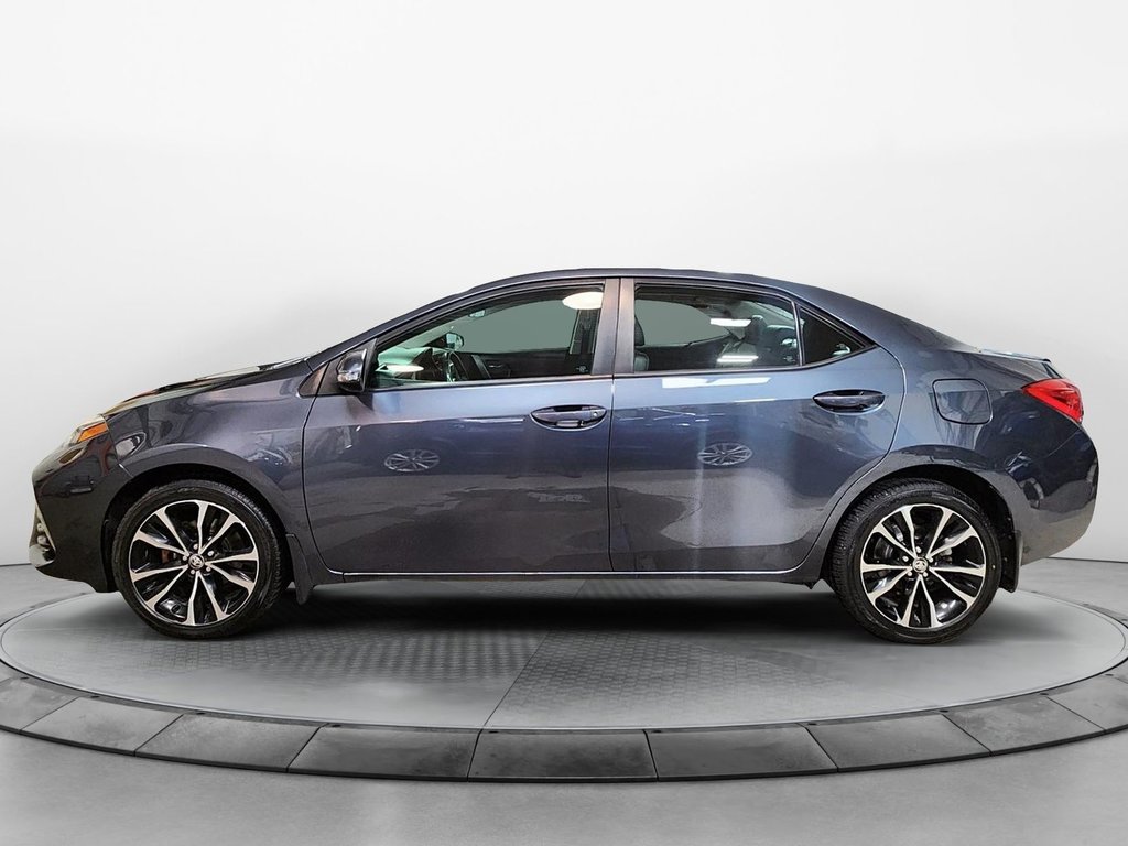 2019 Toyota Corolla in Sept-Îles, Quebec - 7 - w1024h768px