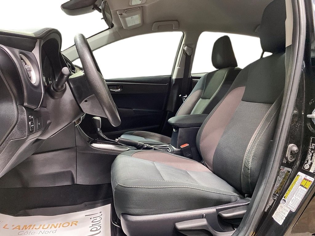 Toyota Corolla  2019 à Sept-Îles, Québec - 9 - w1024h768px