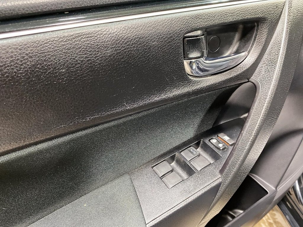 Toyota Corolla  2019 à Sept-Îles, Québec - 11 - w1024h768px