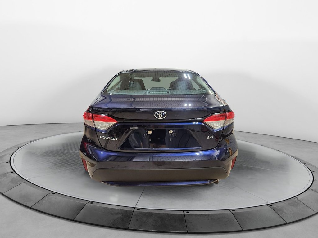2020 Toyota Corolla in Sept-Îles, Quebec - 4 - w1024h768px