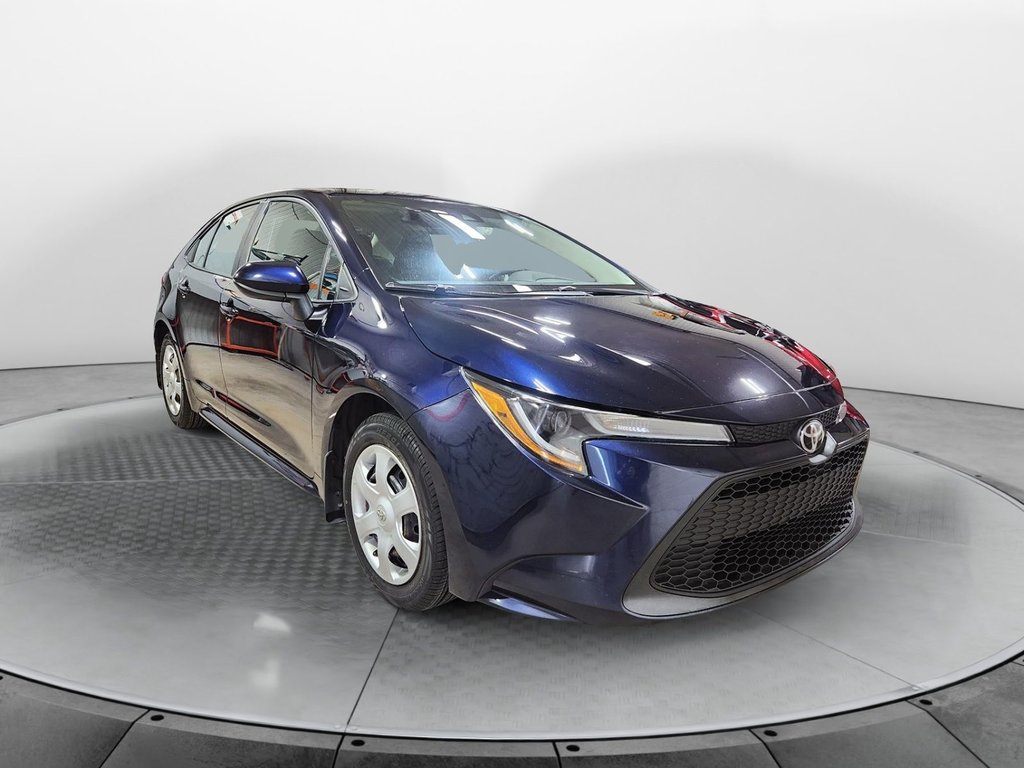 2020 Toyota Corolla in Sept-Îles, Quebec - 2 - w1024h768px